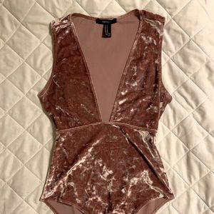 Forever 21 Plunging Neck Body Suit Sz Medium